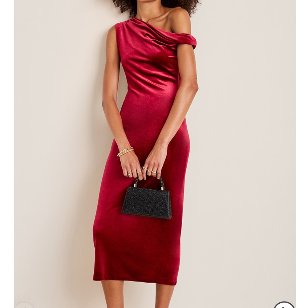 Francesca's Collections One Shoulder Red Dress
